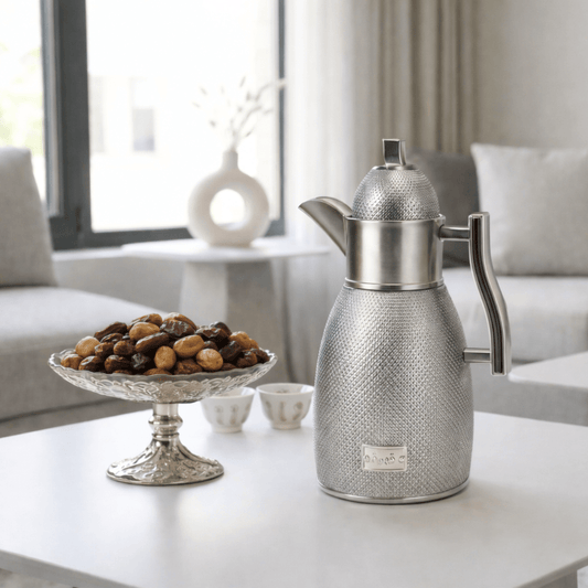 دلة قهوة نوڤل بلون الفضي اللامع سعة ١ لتر - Rekaz Home