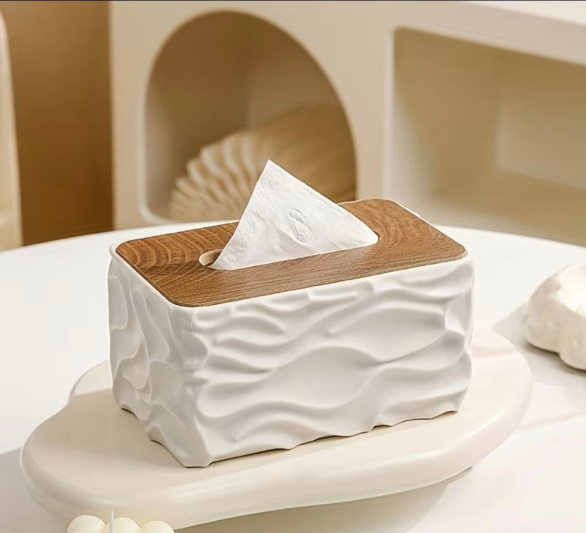 علبة مناديل / باكيت محارم مودرن بتصميم متموج وغطاء خشبي - Rekaz Home