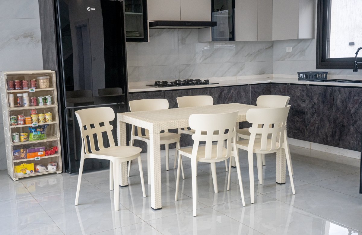 كرسي المجد البلاستيكي للاستخدام المنزلي والحديقة من سامبا - Rekaz Home