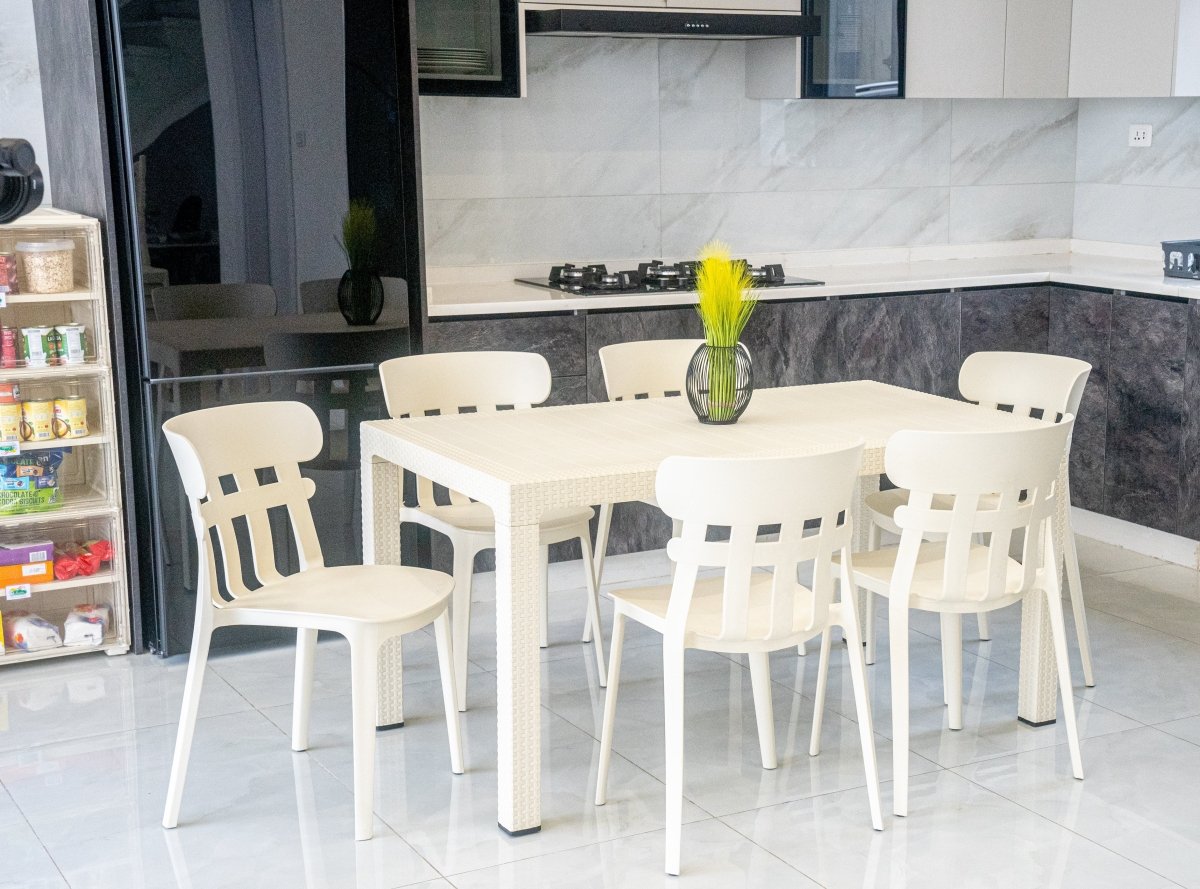 كرسي المجد البلاستيكي للاستخدام المنزلي والحديقة من سامبا - Rekaz Home
