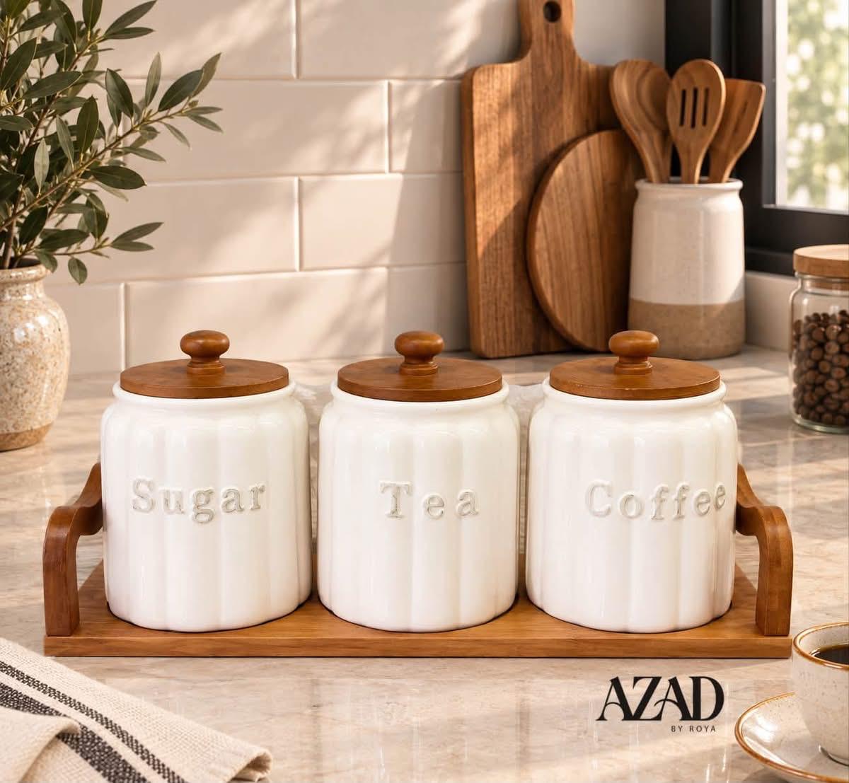 طقم علب سيراميك فاخر للشاي والقهوة والسكر مع قاعدة خشبية - (من AZAD BY ROYA) - Rekaz Home