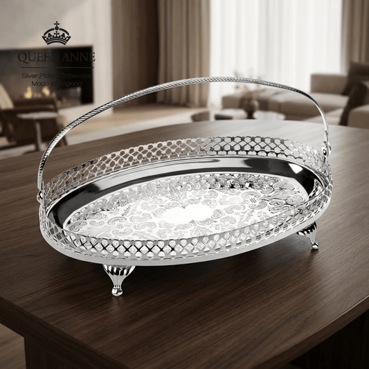 مضيفة بيضاوية فضة بيد من Queen Anne - Rekaz Home